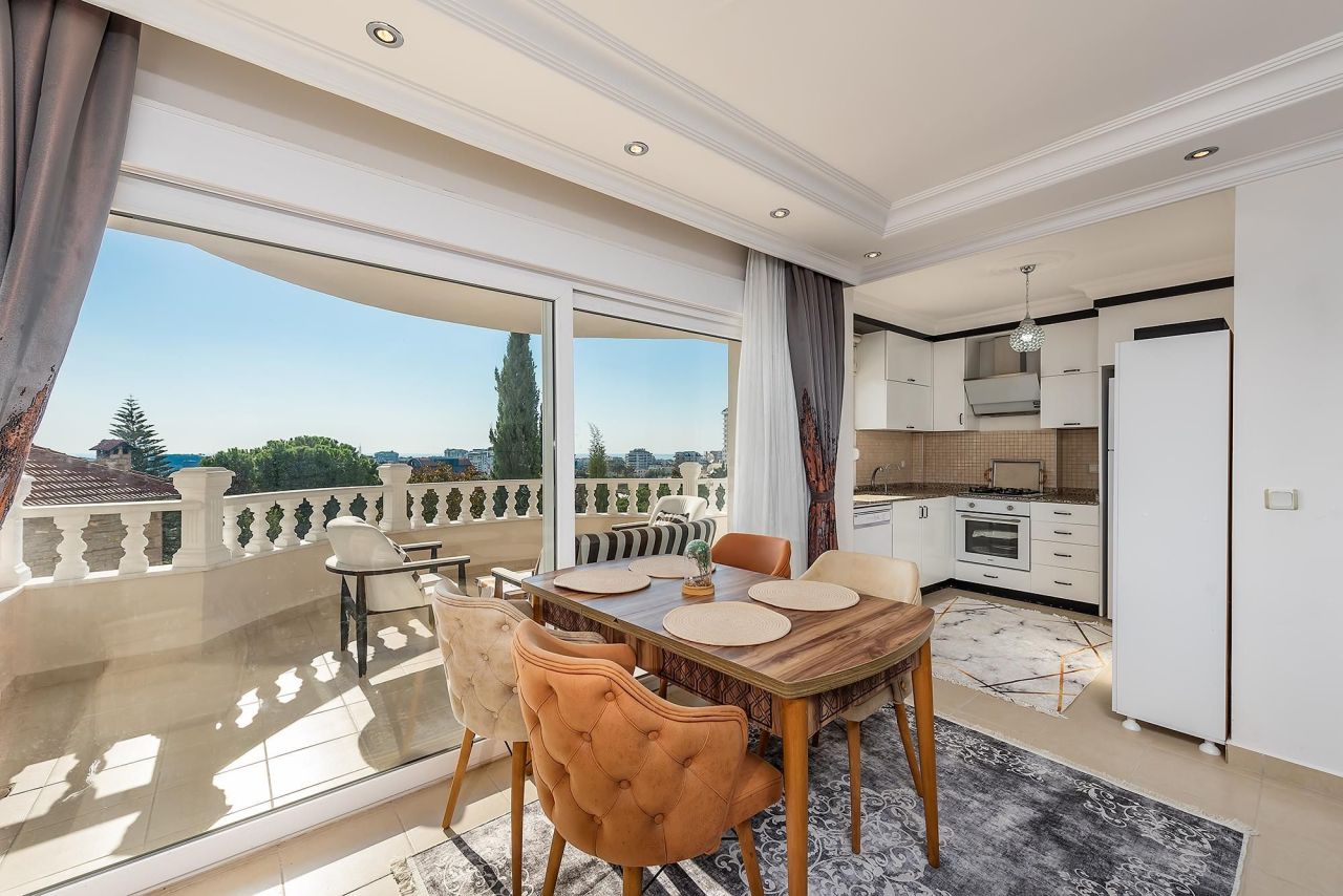 Квартира в Алании, Турция, 110 м² - фото 1