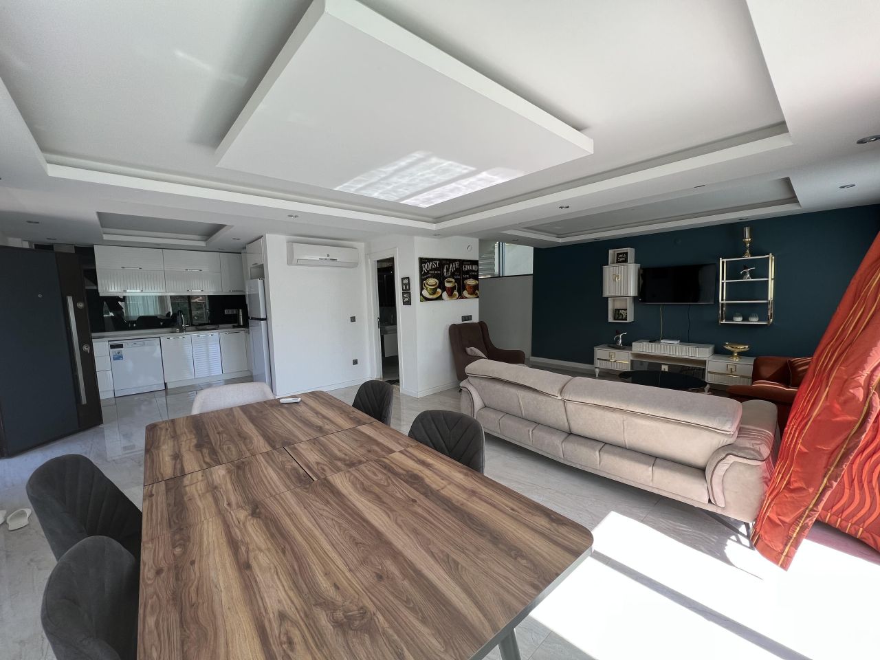 Вилла в Алании, Турция, 367 м² - фото 1