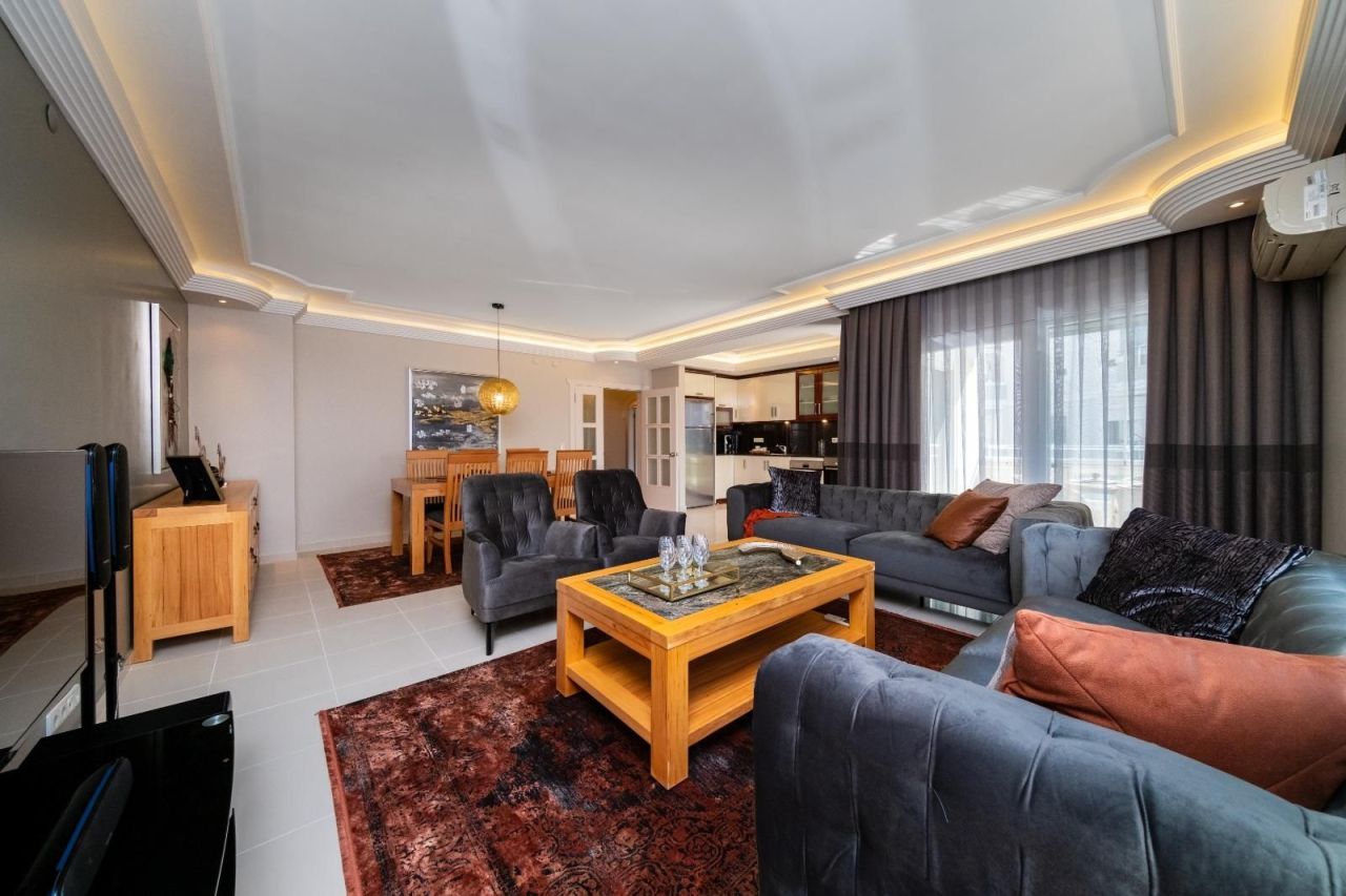 Квартира в Алании, Турция, 160 м² - фото 1