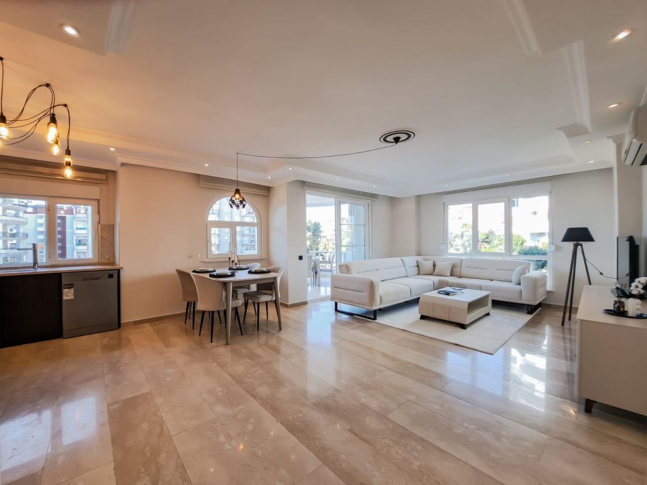 Квартира в Алании, Турция, 110 м² - фото 1