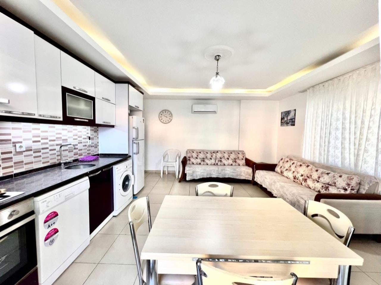 Квартира в Алании, Турция, 70 м² - фото 1