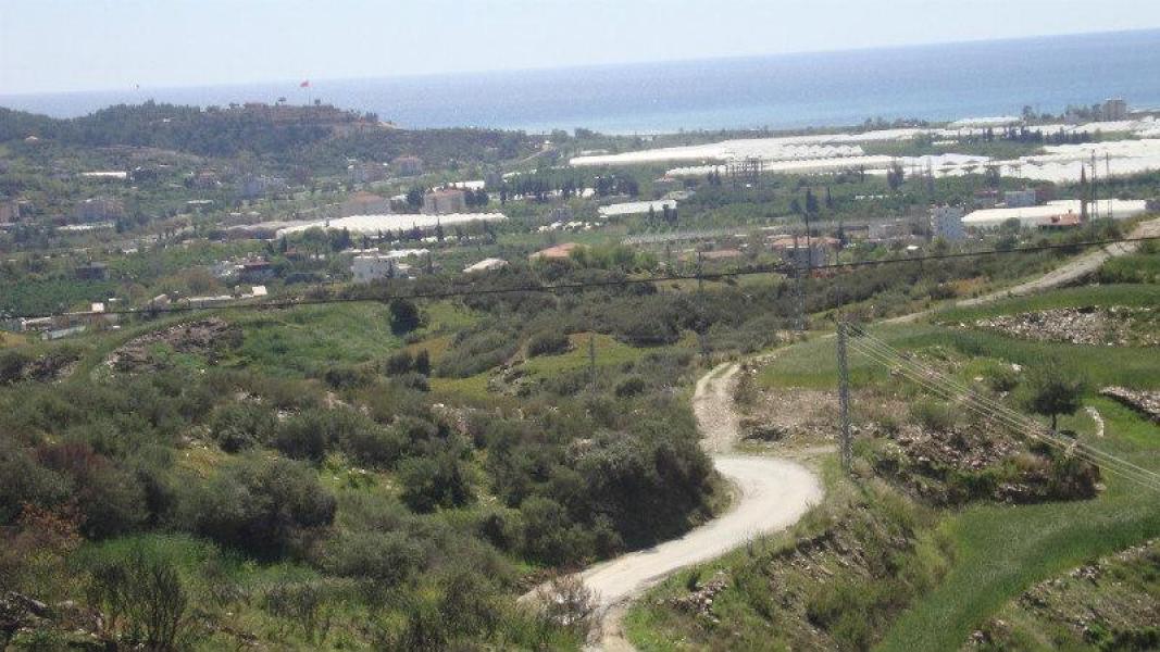 Земля в Алании, Турция, 15 000 м² - фото 1