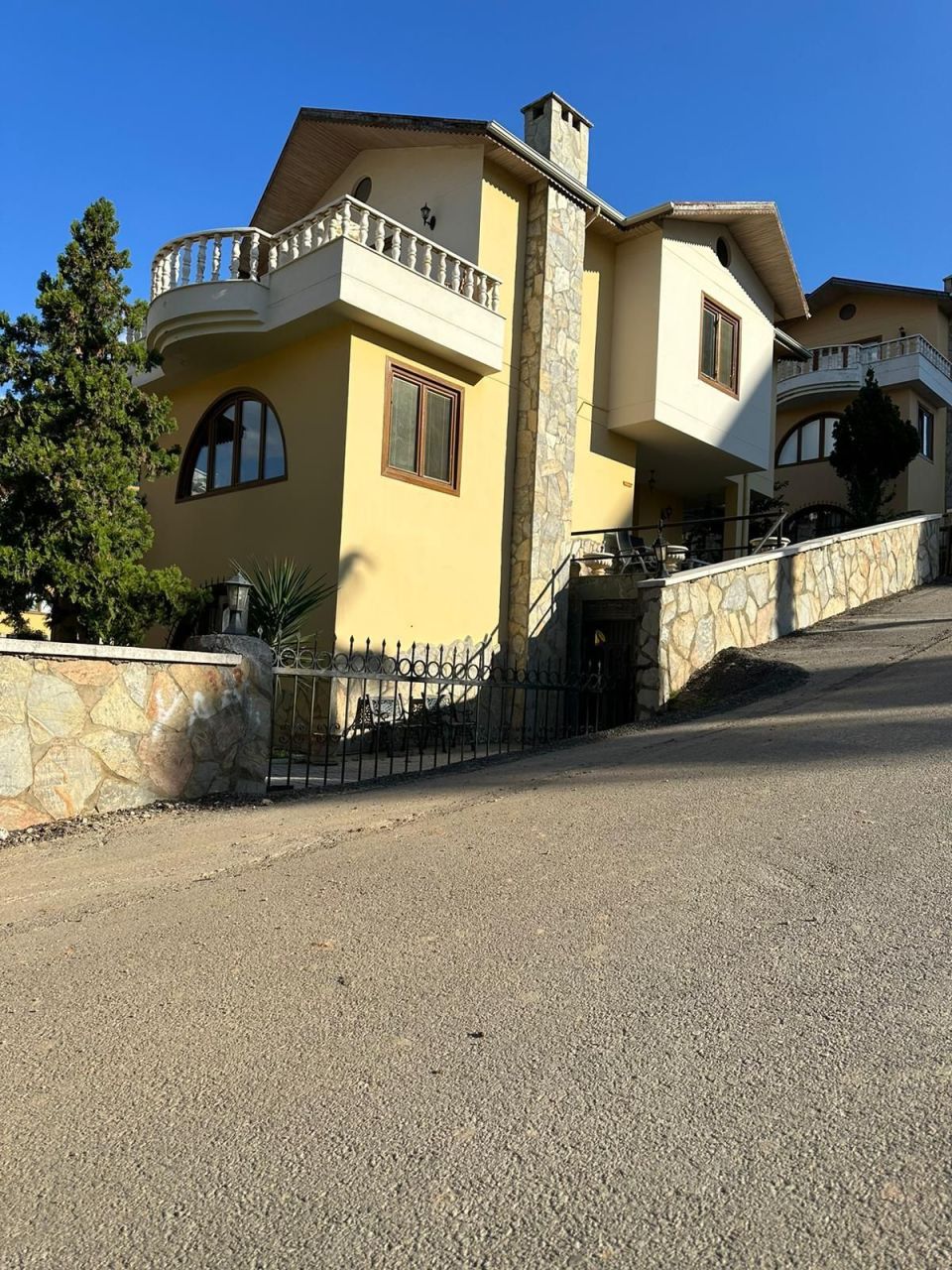 Вилла в Кестеле, Турция, 340 м² - фото 1