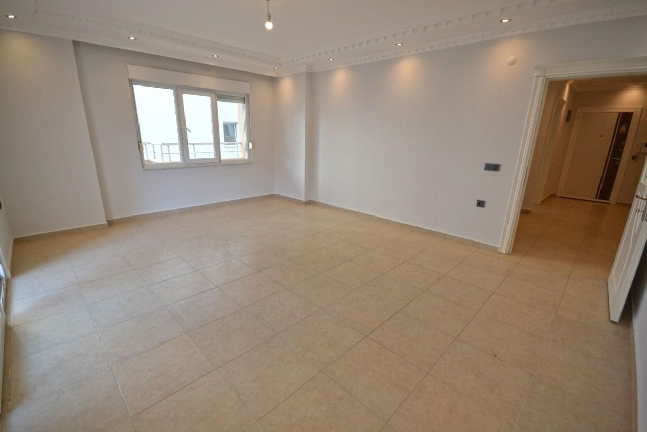 Квартира в Алании, Турция, 175 м² - фото 1