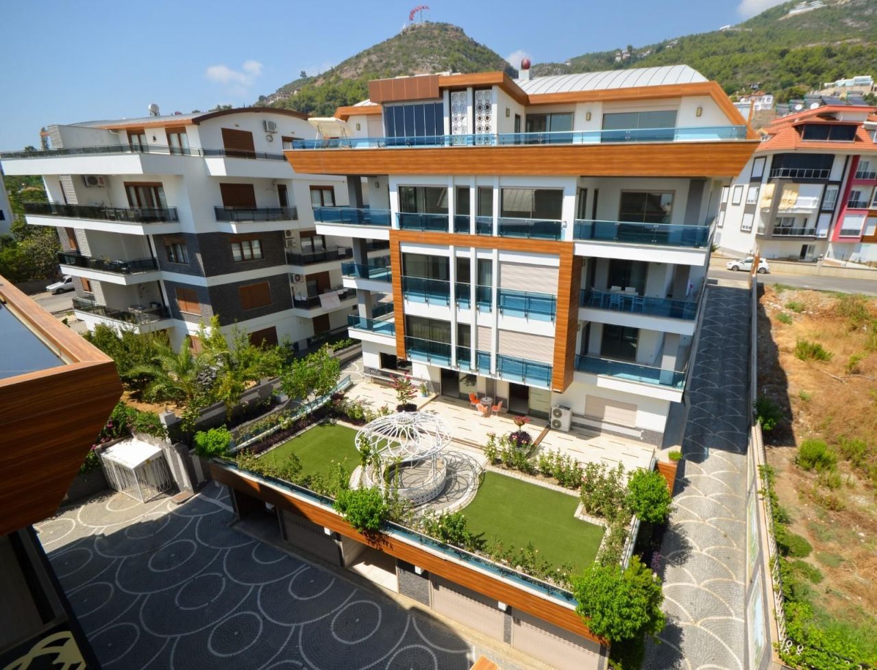 Пентхаус в Алании, Турция, 390 м² - фото 1