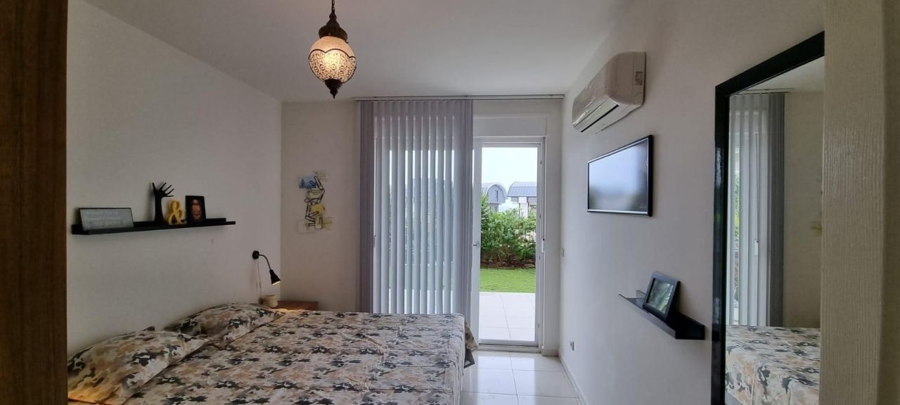 Квартира в Конаклы, Турция, 90 м² - фото 1