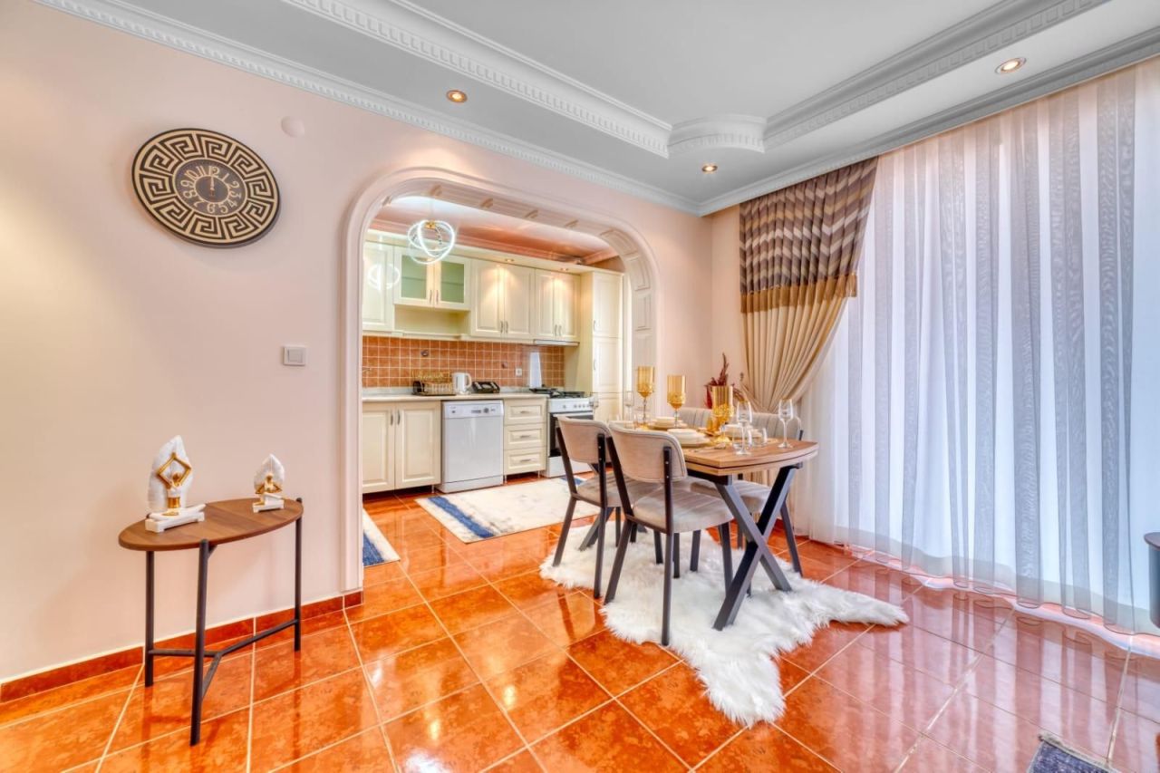 Квартира в Алании, Турция, 120 м² - фото 1