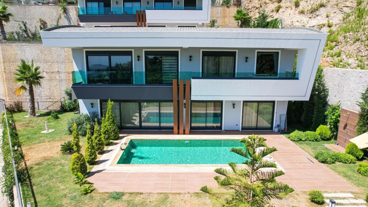 Вилла в Алании, Турция, 275 м² - фото 1