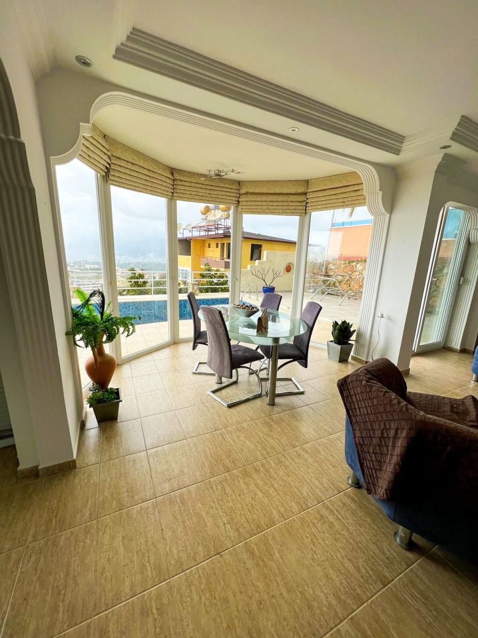 Вилла в Кестеле, Турция, 200 м² - фото 1