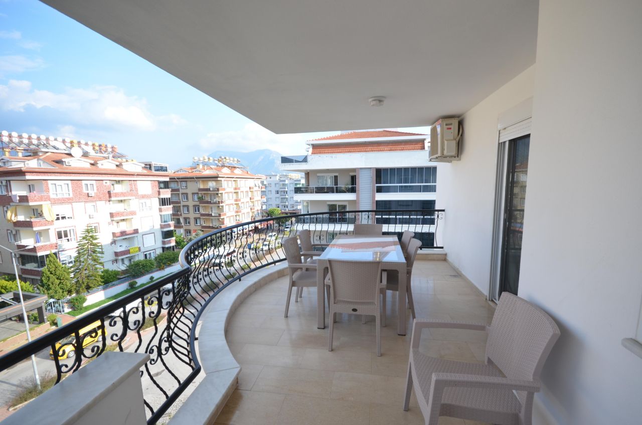 Пентхаус в Алании, Турция, 220 м² - фото 1