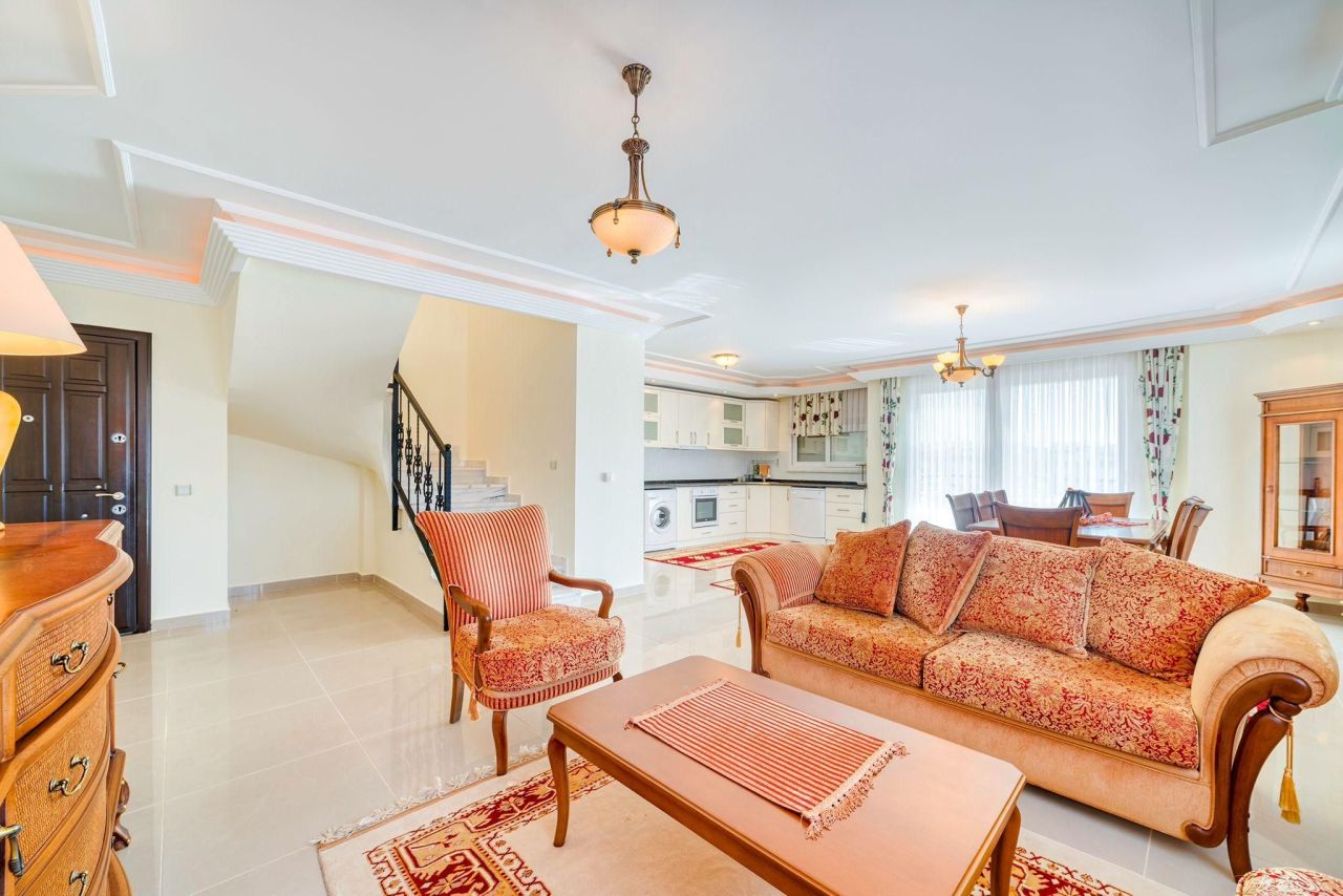 Пентхаус в Алании, Турция, 180 м² - фото 1