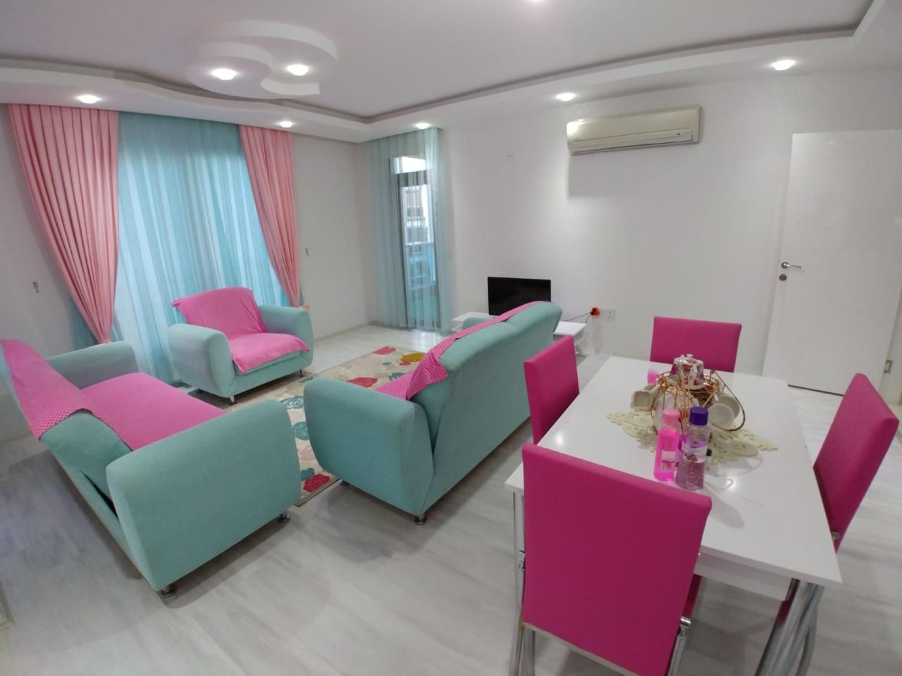 Квартира в Кестеле, Турция, 65 м² - фото 1