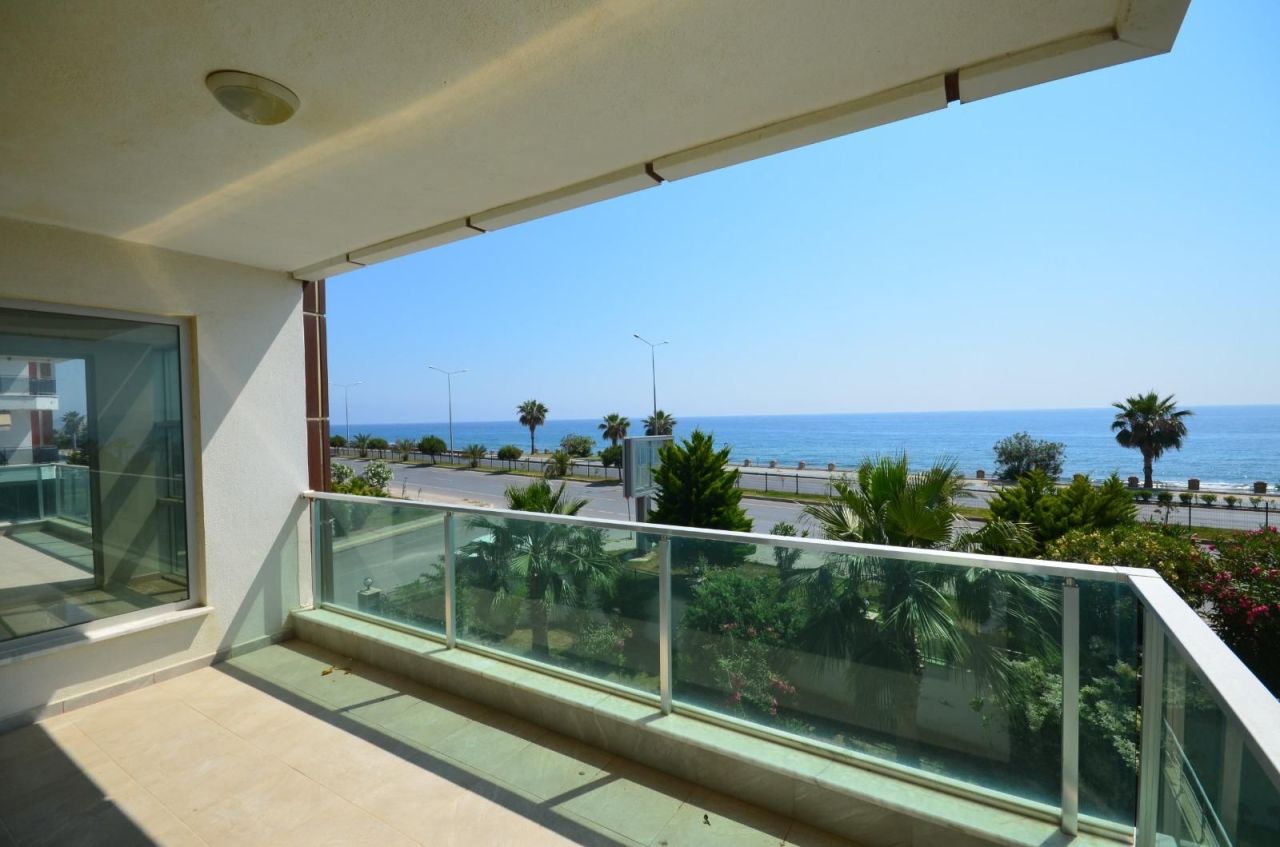 Квартира в Алании, Турция, 170 м² - фото 1