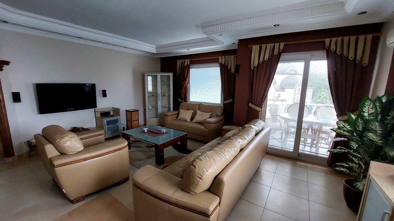 Квартира в Алании, Турция, 115 м² - фото 1
