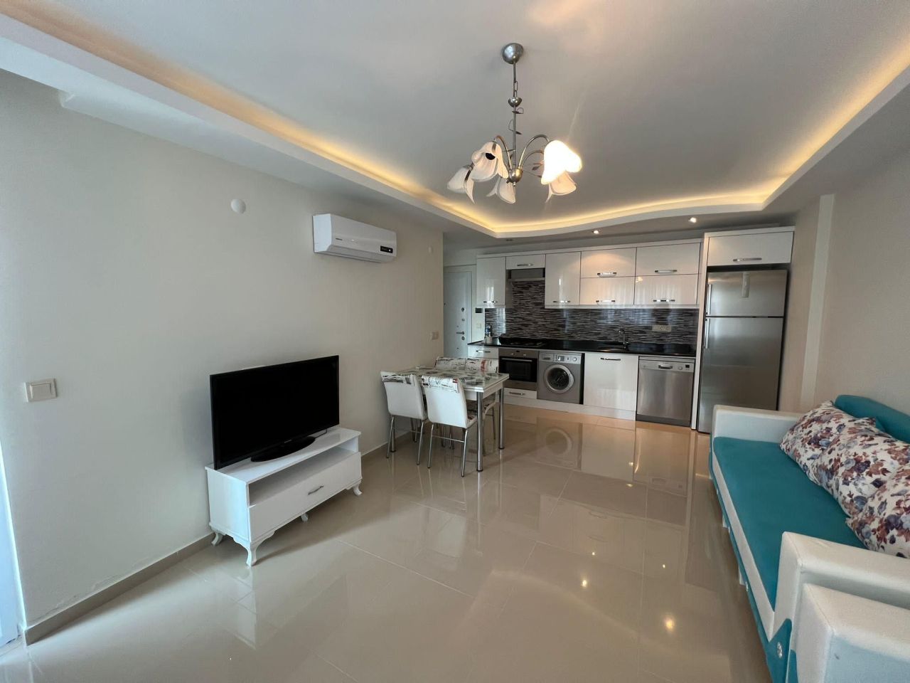 Квартира в Алании, Турция, 65 м² - фото 1