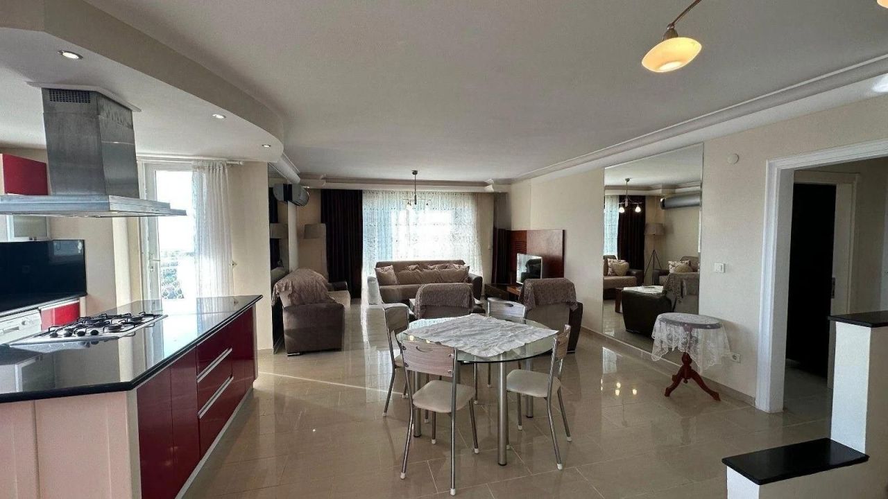 Пентхаус в Алании, Турция, 225 м² - фото 1