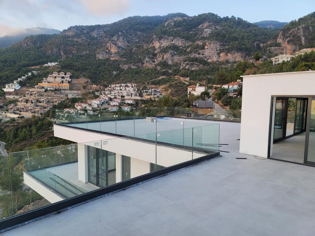 Вилла в Алании, Турция, 600 м² - фото 1