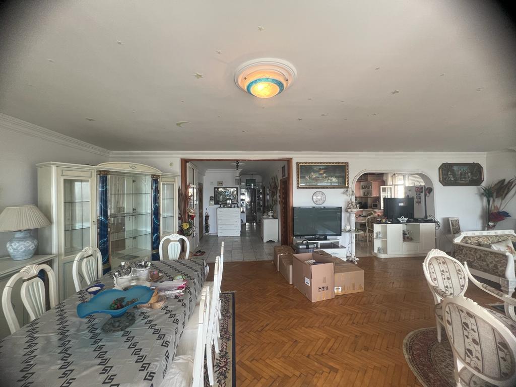 Квартира в Алании, Турция, 240 м² - фото 1