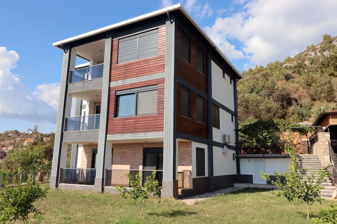 Вилла в Кестеле, Турция, 320 м² - фото 1