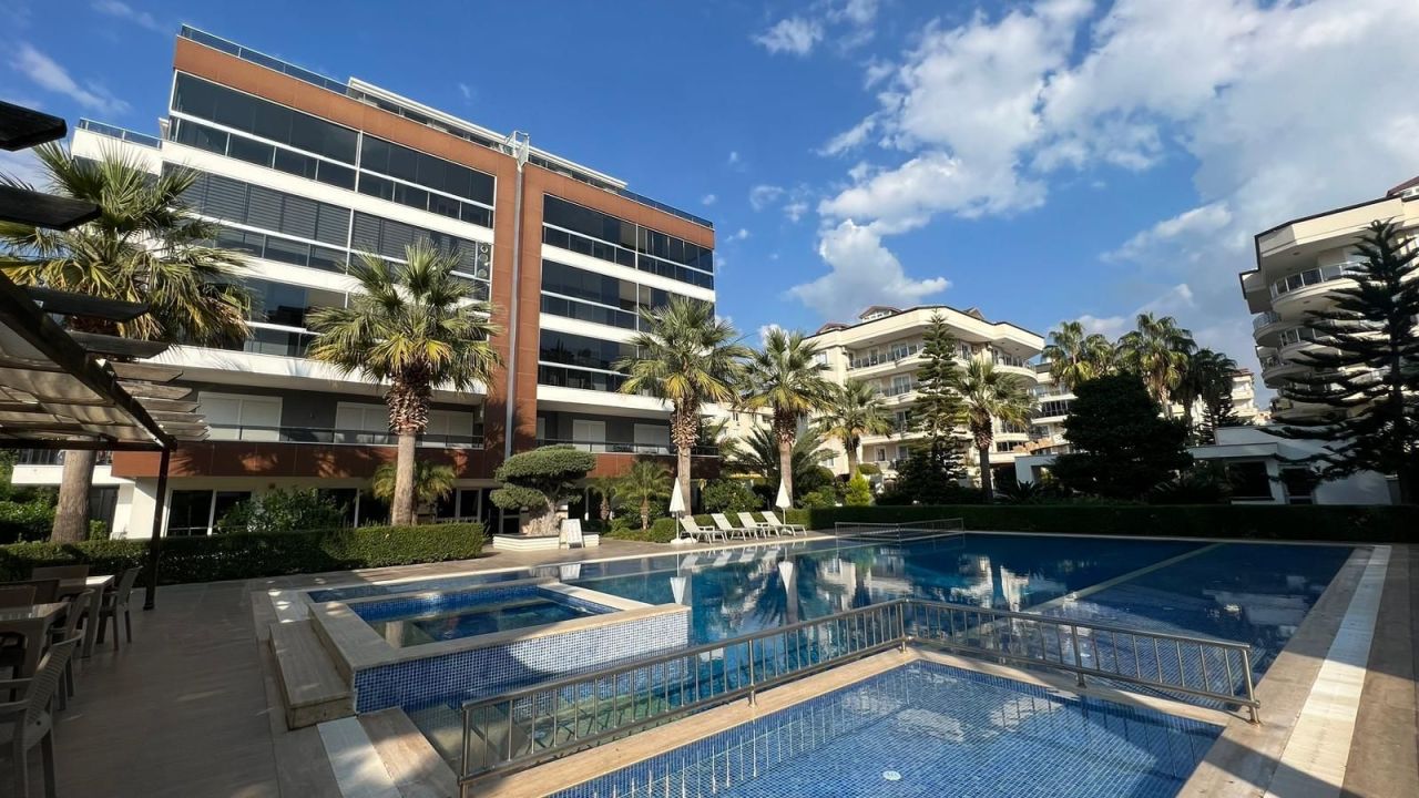 Квартира в Алании, Турция, 80 м² - фото 1