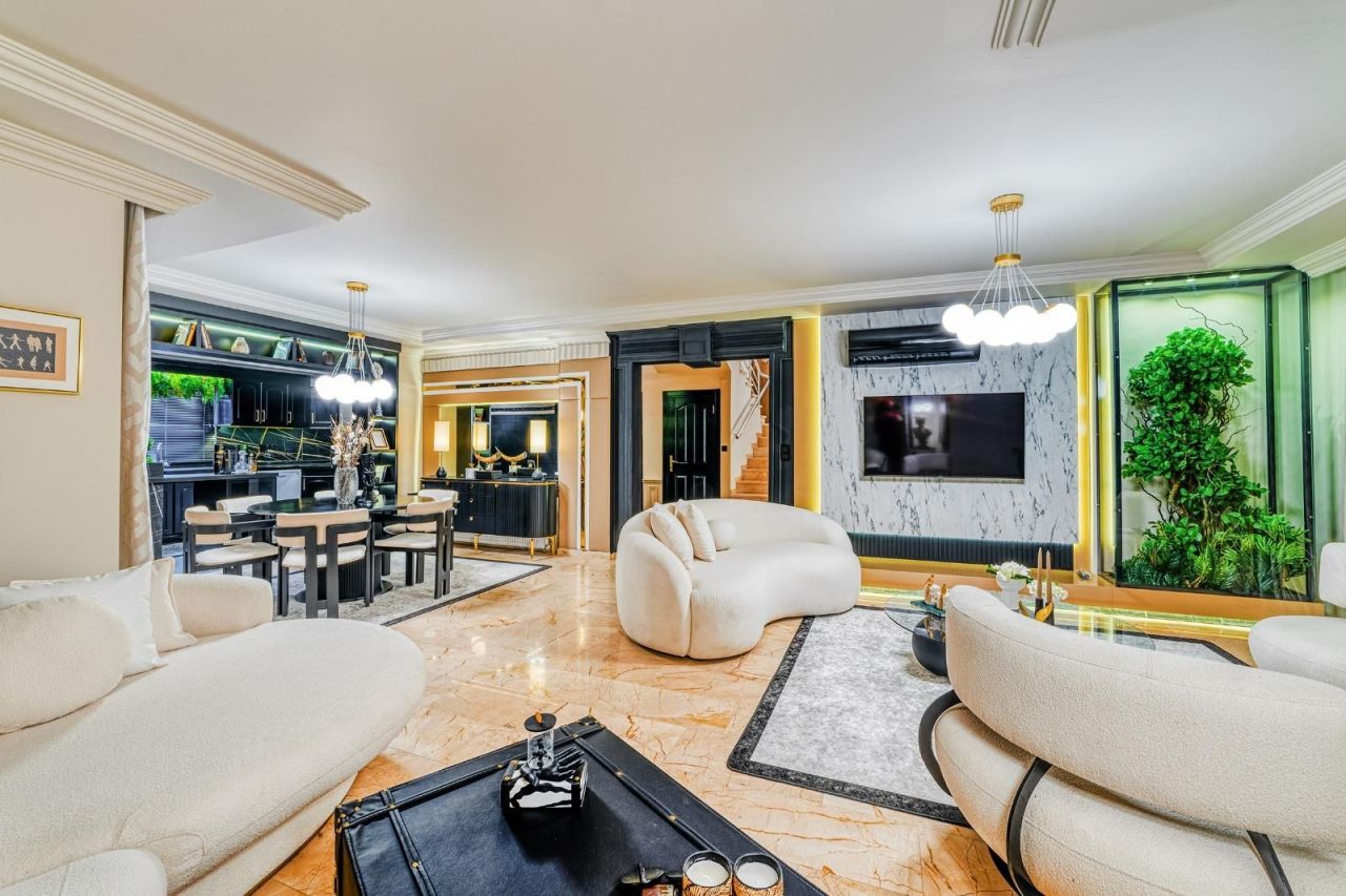 Вилла в Алании, Турция, 280 м² - фото 1