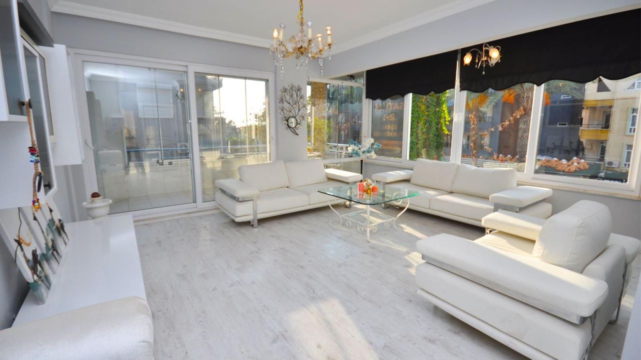 Квартира в Алании, Турция, 90 м² - фото 1