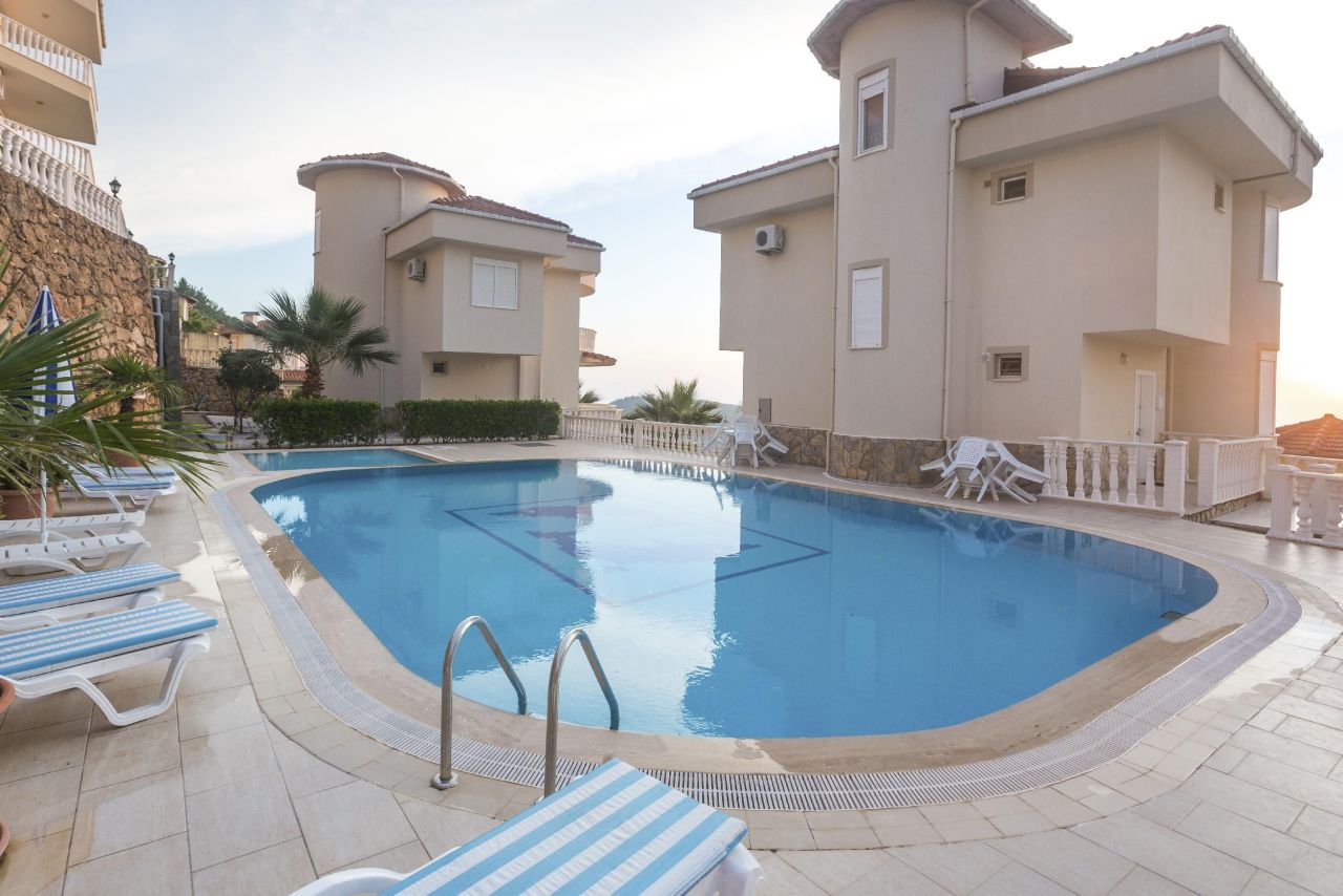 Вилла в Алании, Турция, 200 м² - фото 1