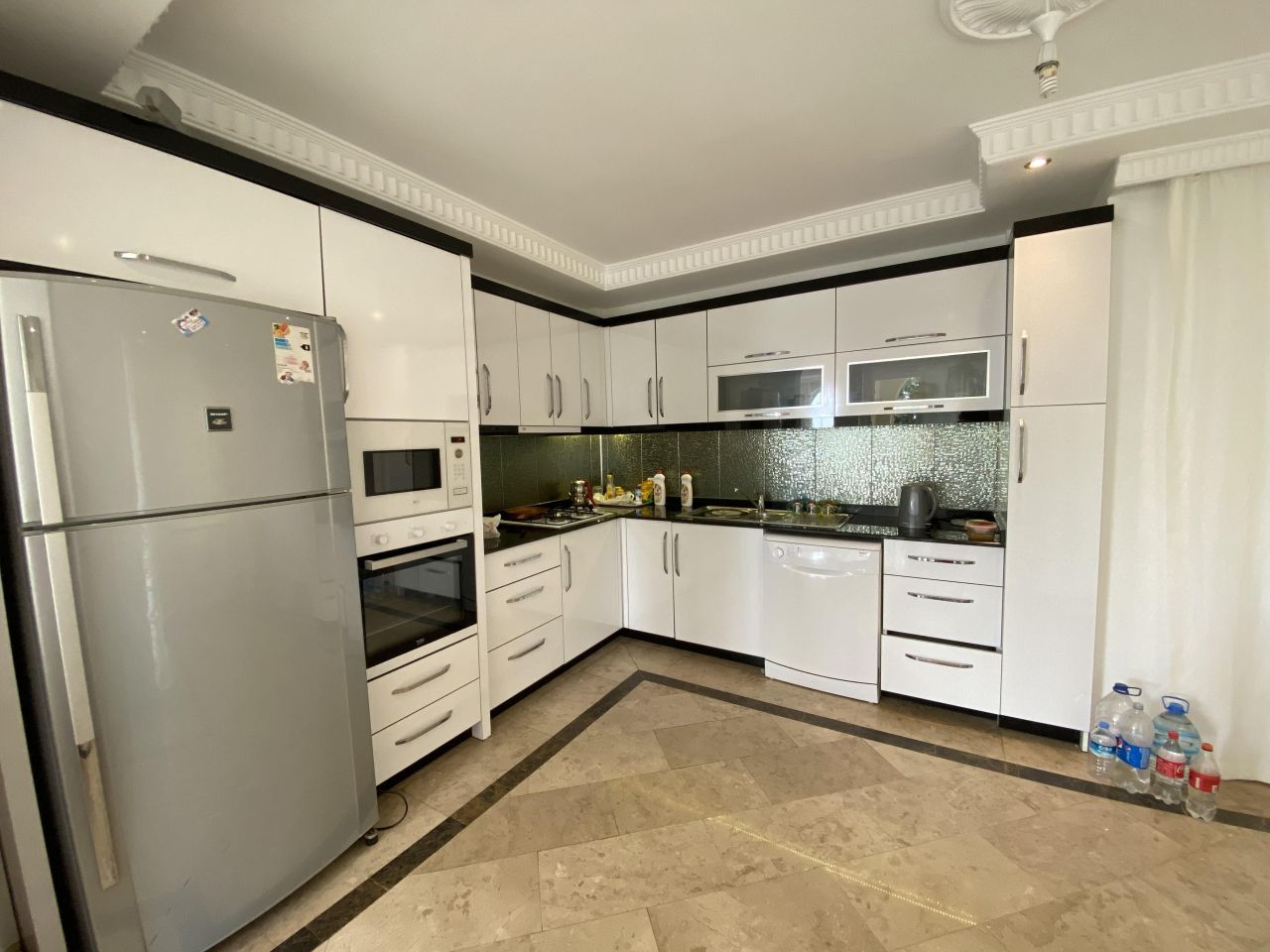 Вилла в Алании, Турция, 240 м² - фото 1