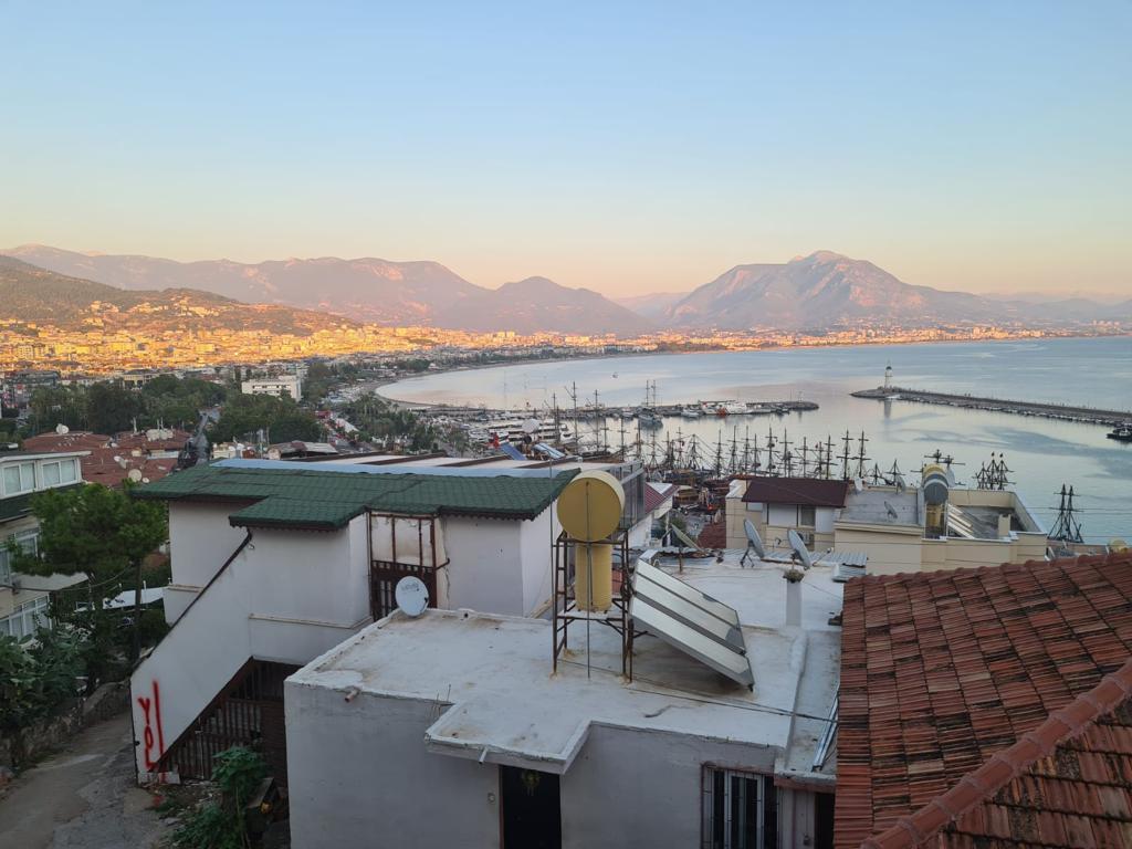 Квартира в Алании, Турция, 140 м² - фото 1