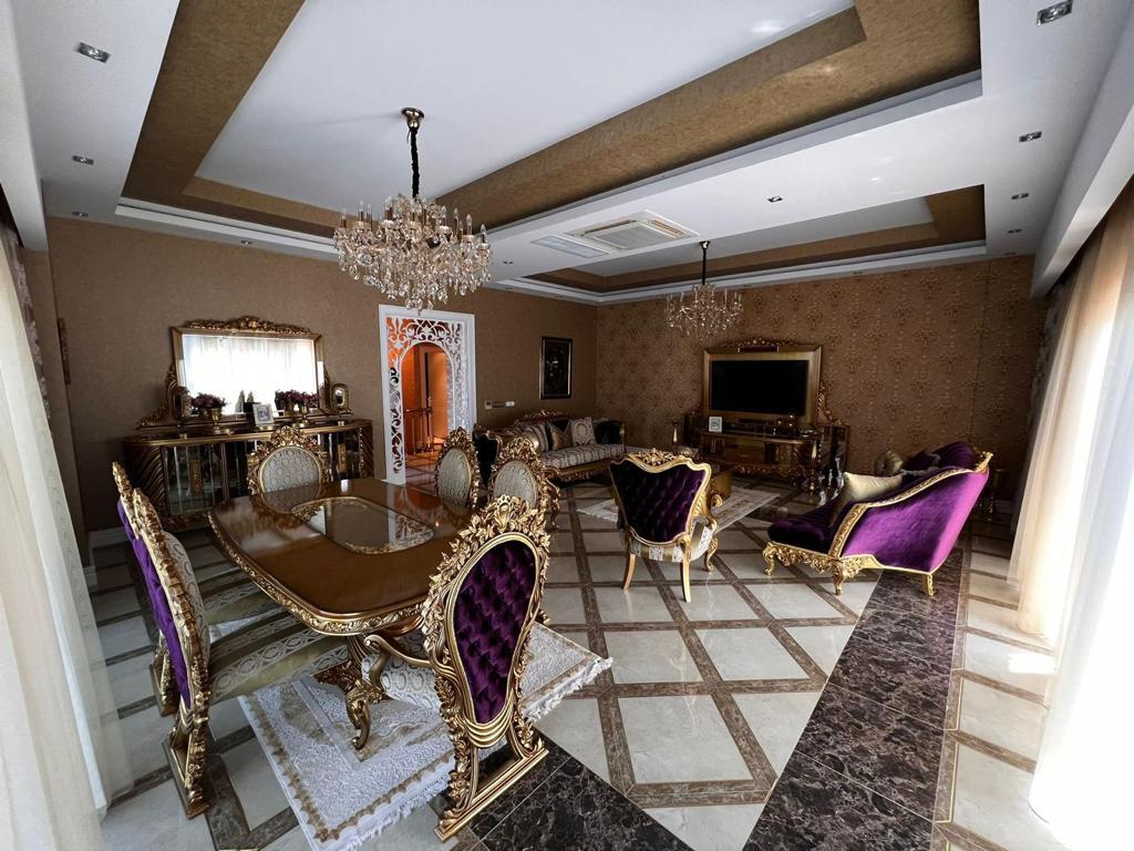 Пентхаус в Алании, Турция, 330 м² - фото 1