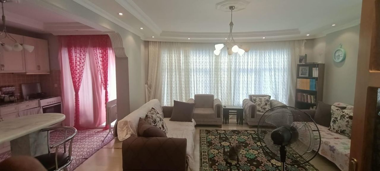 Квартира в Алании, Турция, 100 м² - фото 1