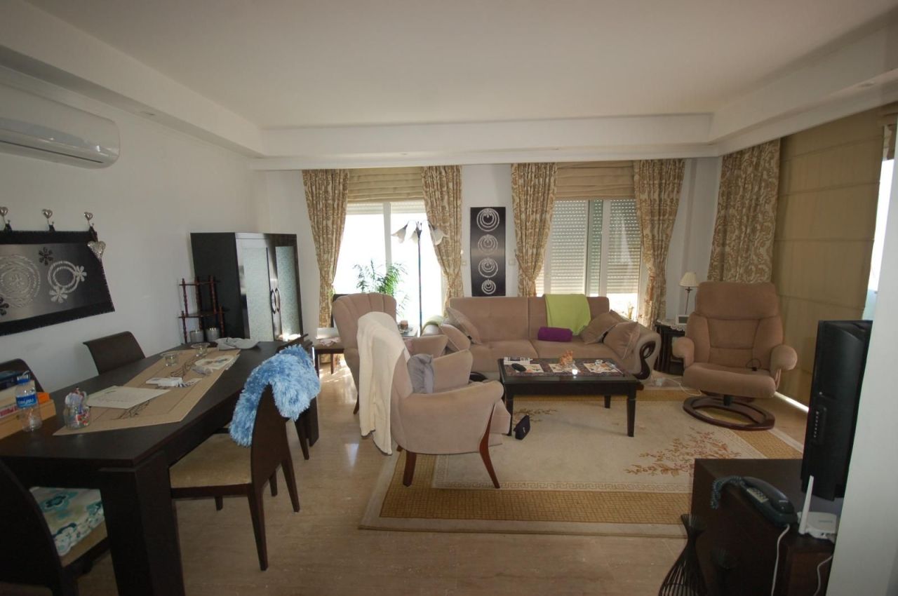 Квартира в Алании, Турция, 100 м² - фото 1