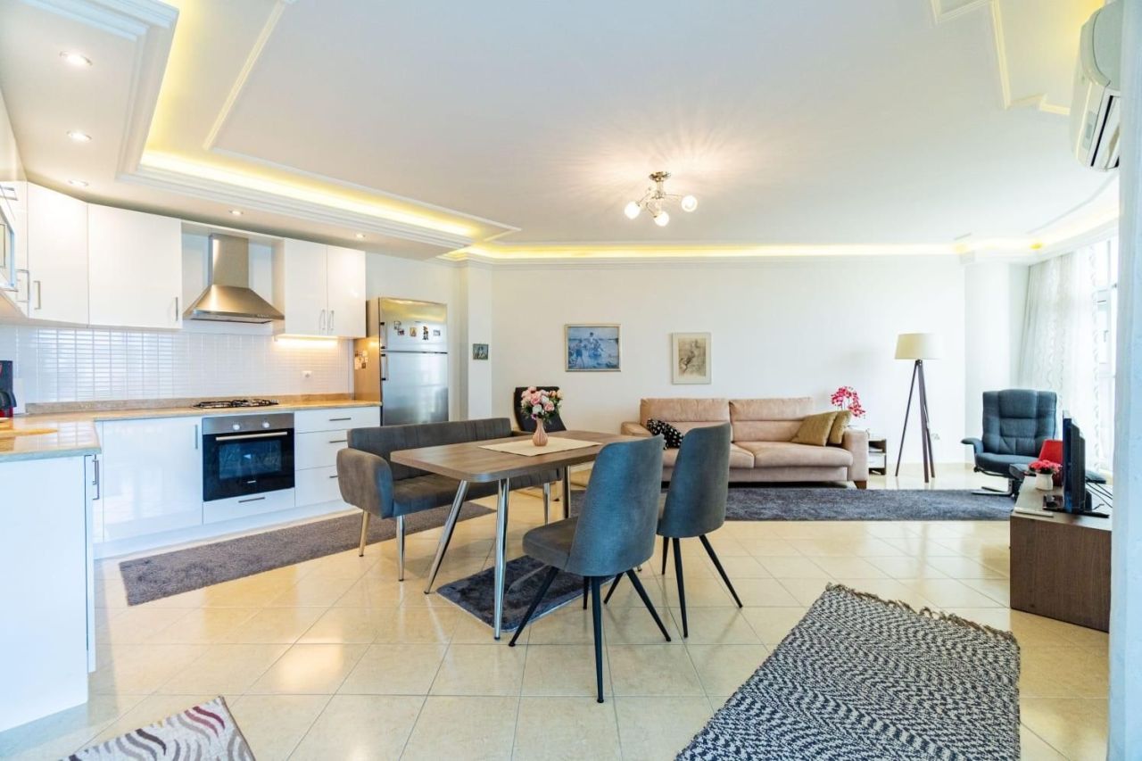 Квартира в Алании, Турция, 120 м² - фото 1