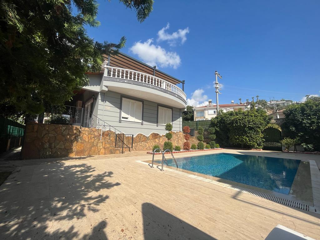 Вилла в Алании, Турция, 420 м² - фото 1