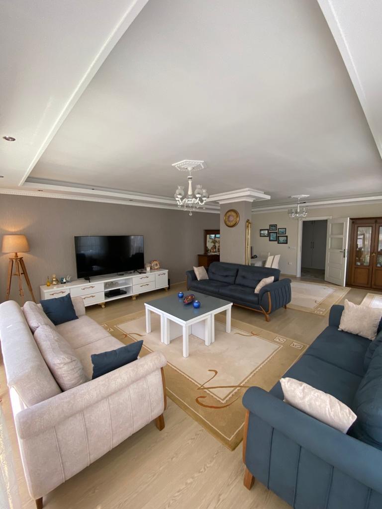 Квартира в Алании, Турция, 220 м² - фото 1