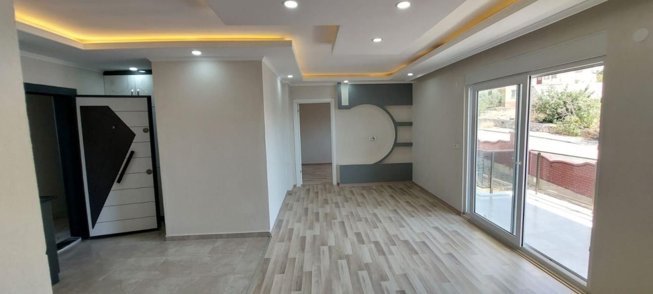 Квартира в Алании, Турция, 90 м² - фото 1