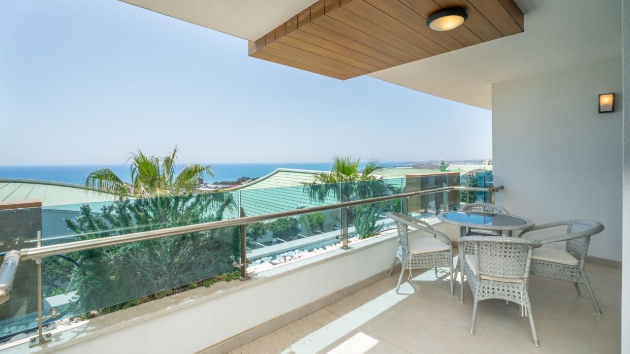 Квартира в Конаклы, Турция, 45 м² - фото 1