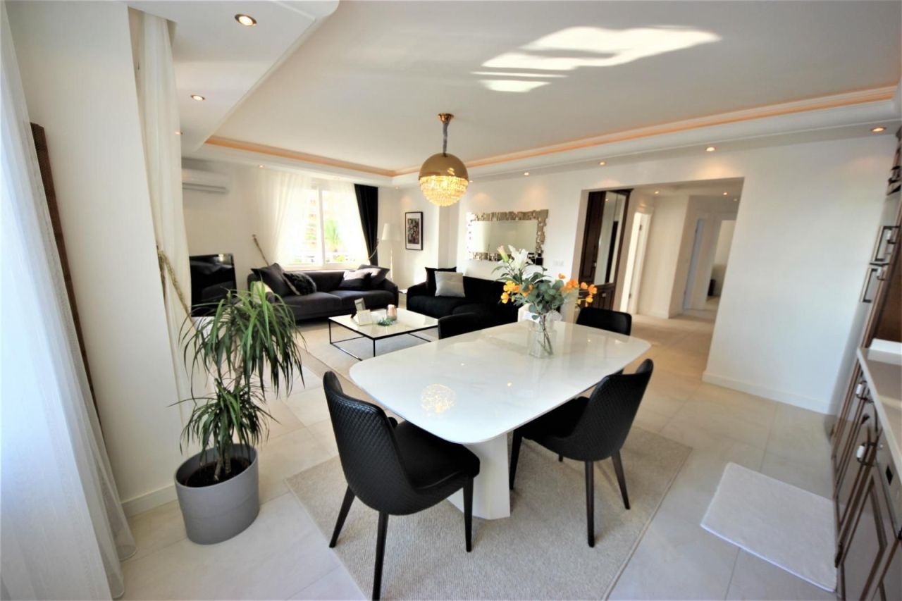 Квартира в Алании, Турция, 155 м² - фото 2