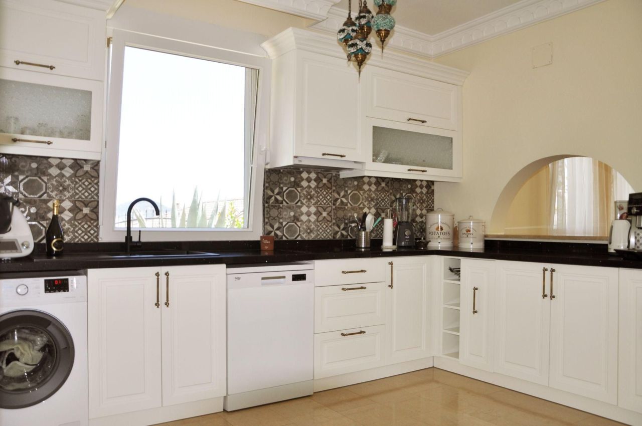 Вилла в Конаклы, Турция, 150 м² - фото 2