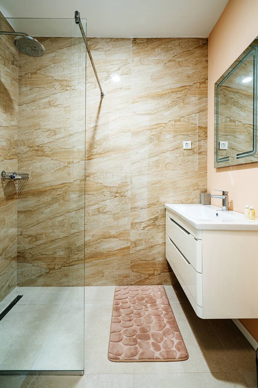 Квартира в Бечичи, Черногория, 65 м² - фото 9