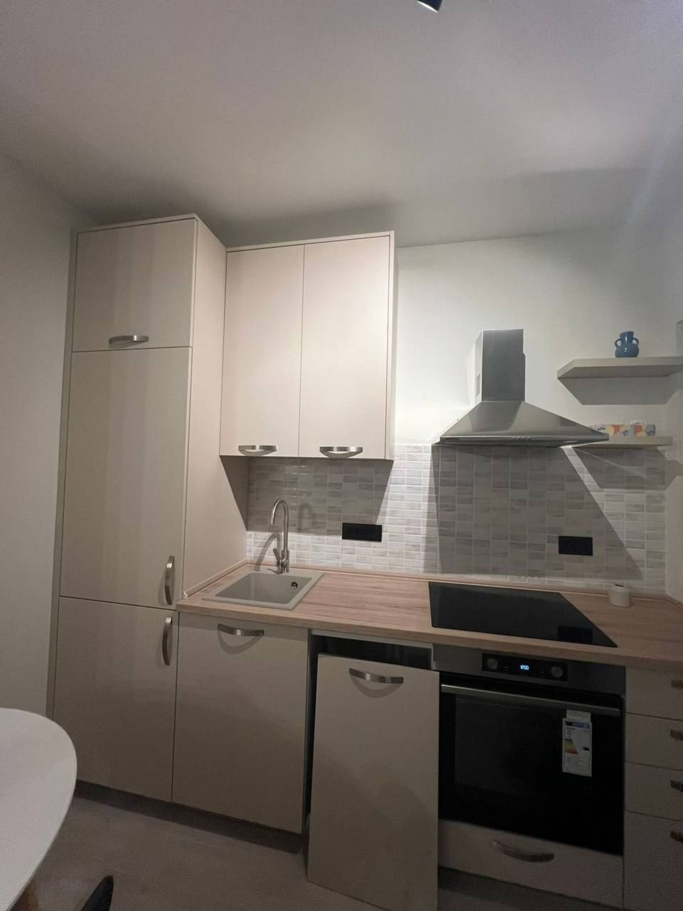 Квартира в Тивате, Черногория, 25 м² - фото 9