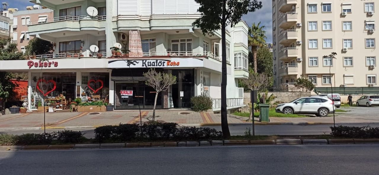 Коммерческая недвижимость в Алании, Турция, 95 м² - фото 2