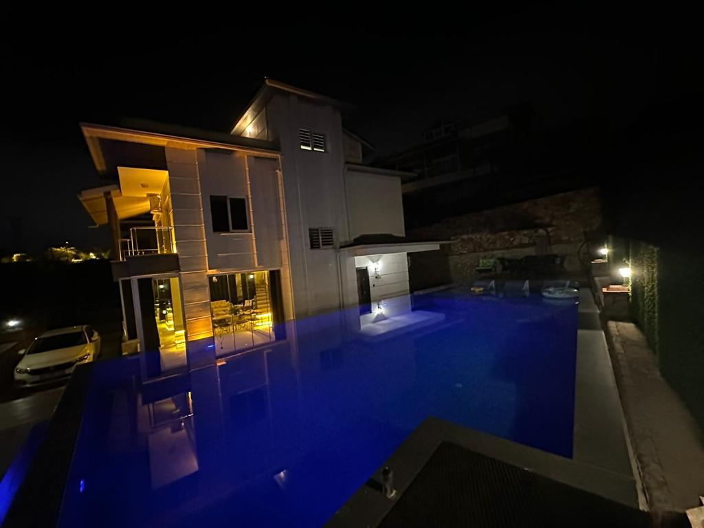 Вилла в Алании, Турция, 400 м² - фото 2