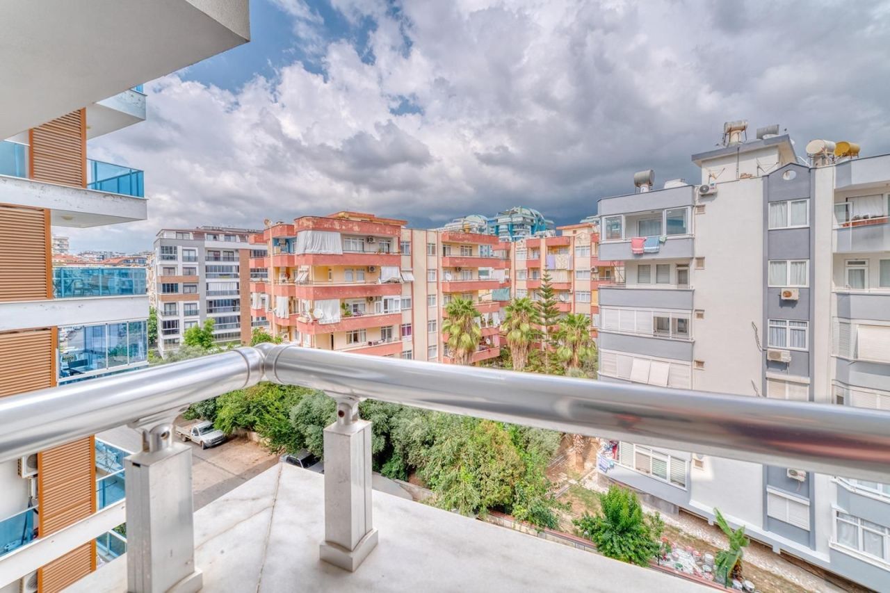 Квартира в Алании, Турция, 80 м² - фото 2