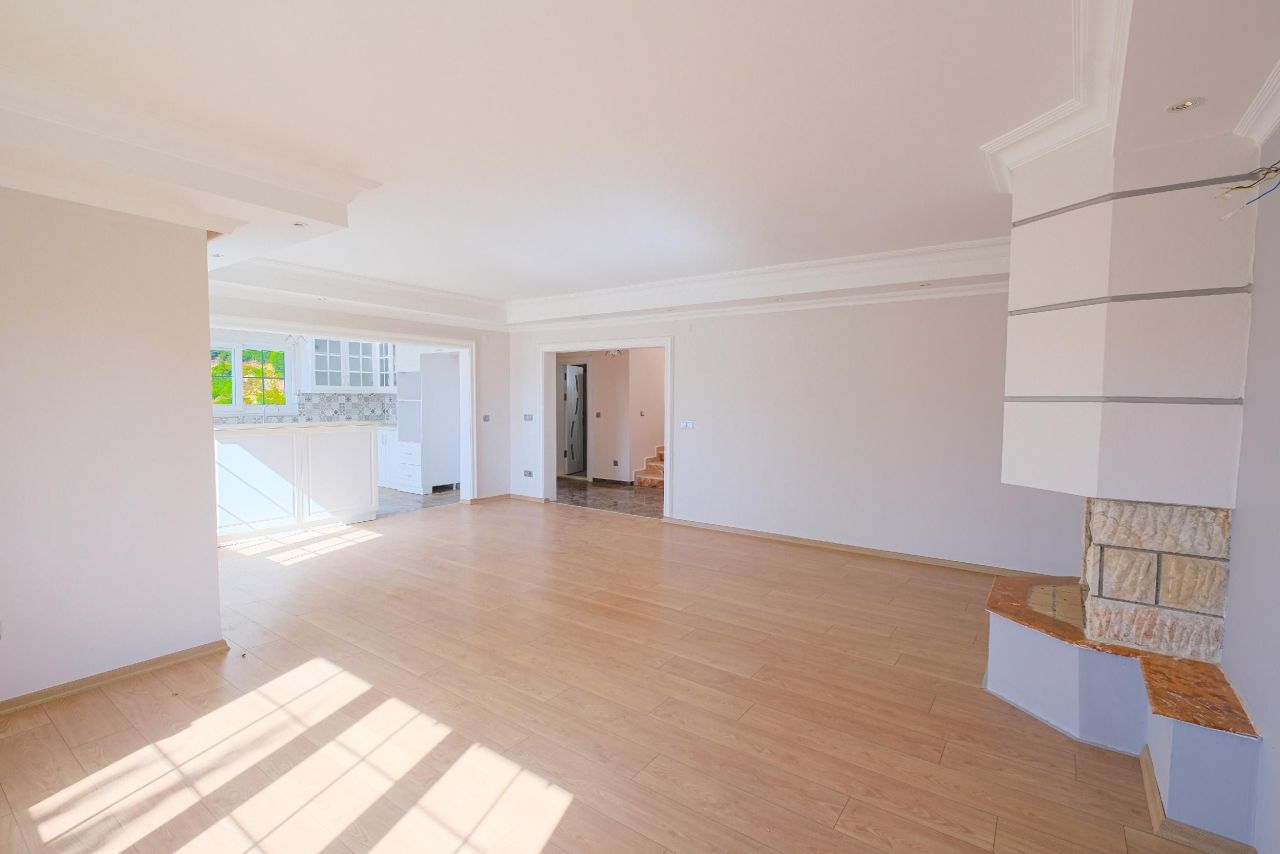 Вилла в Алании, Турция, 310 м² - фото 2