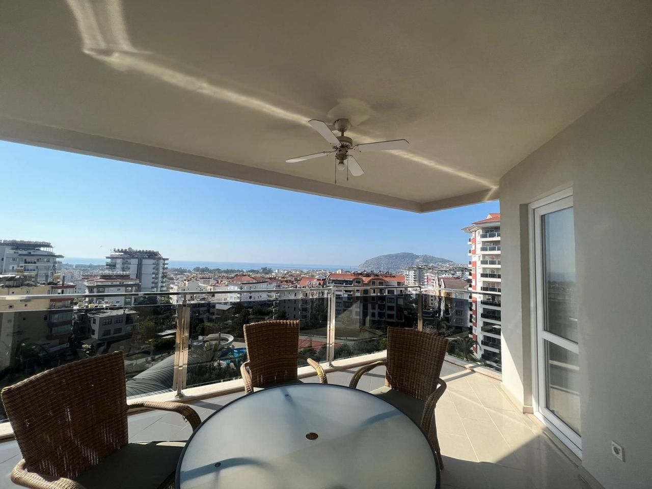 Квартира в Алании, Турция, 65 м² - фото 2