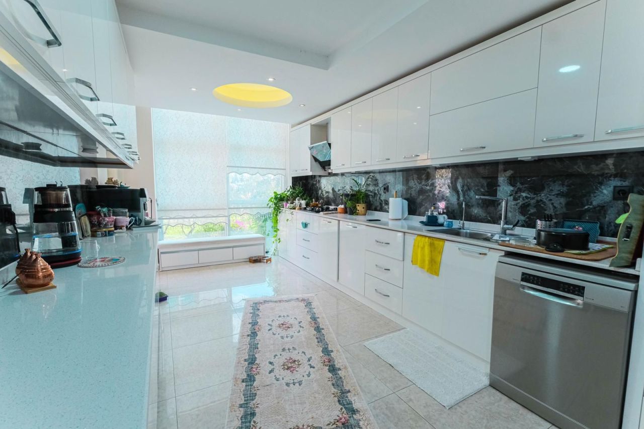 Пентхаус в Алании, Турция, 350 м² - фото 2