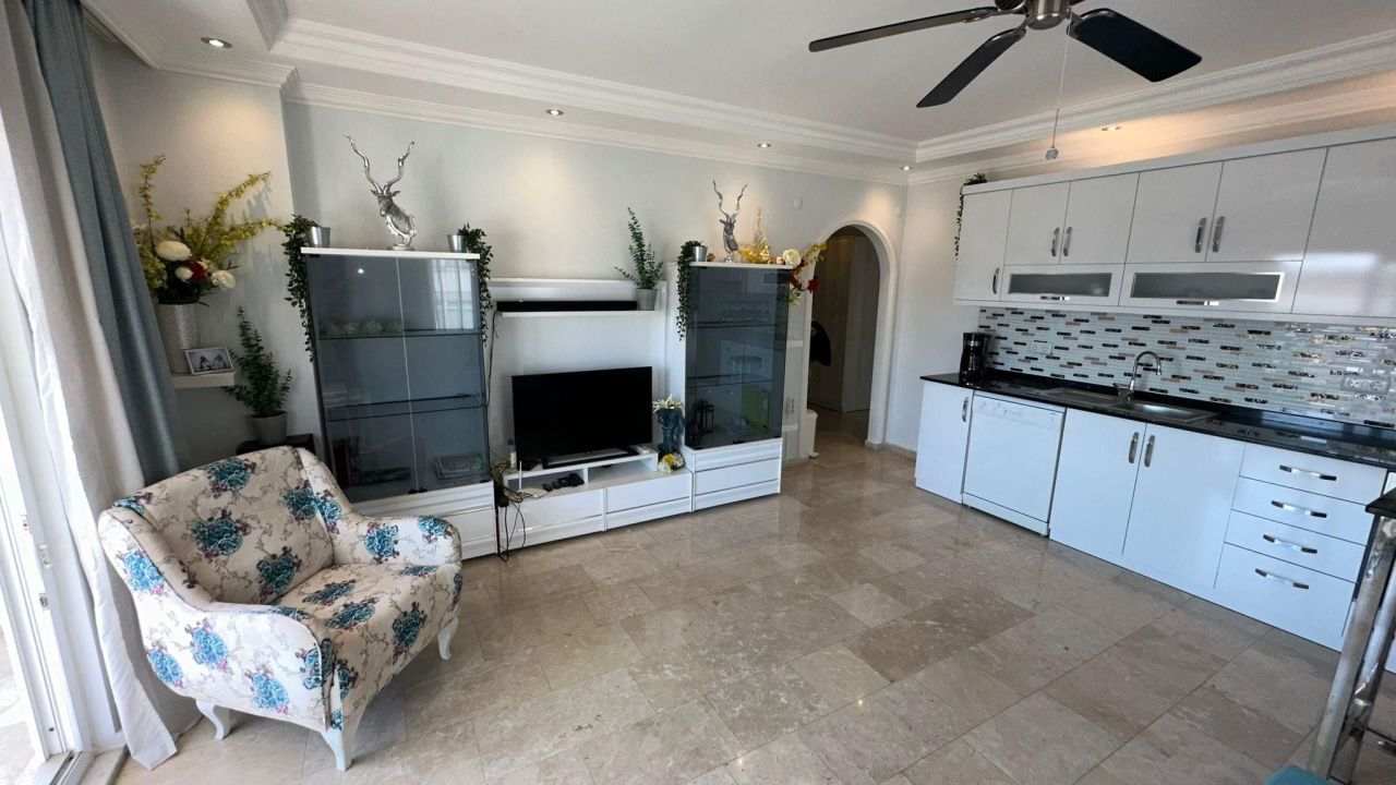 Квартира в Алании, Турция, 120 м² - фото 2