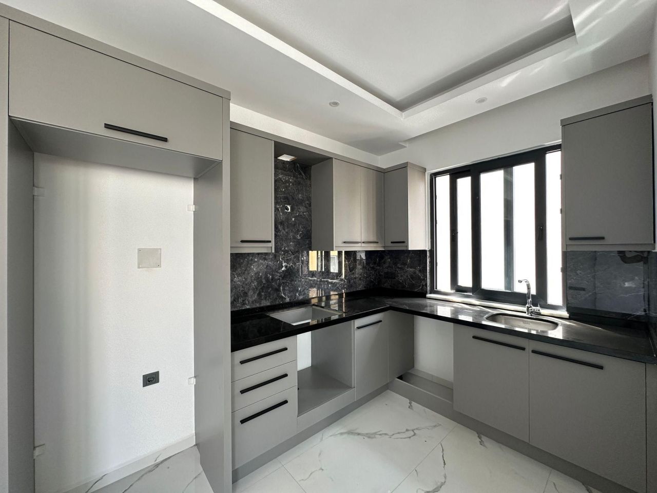 Квартира в Алании, Турция, 90 м² - фото 2