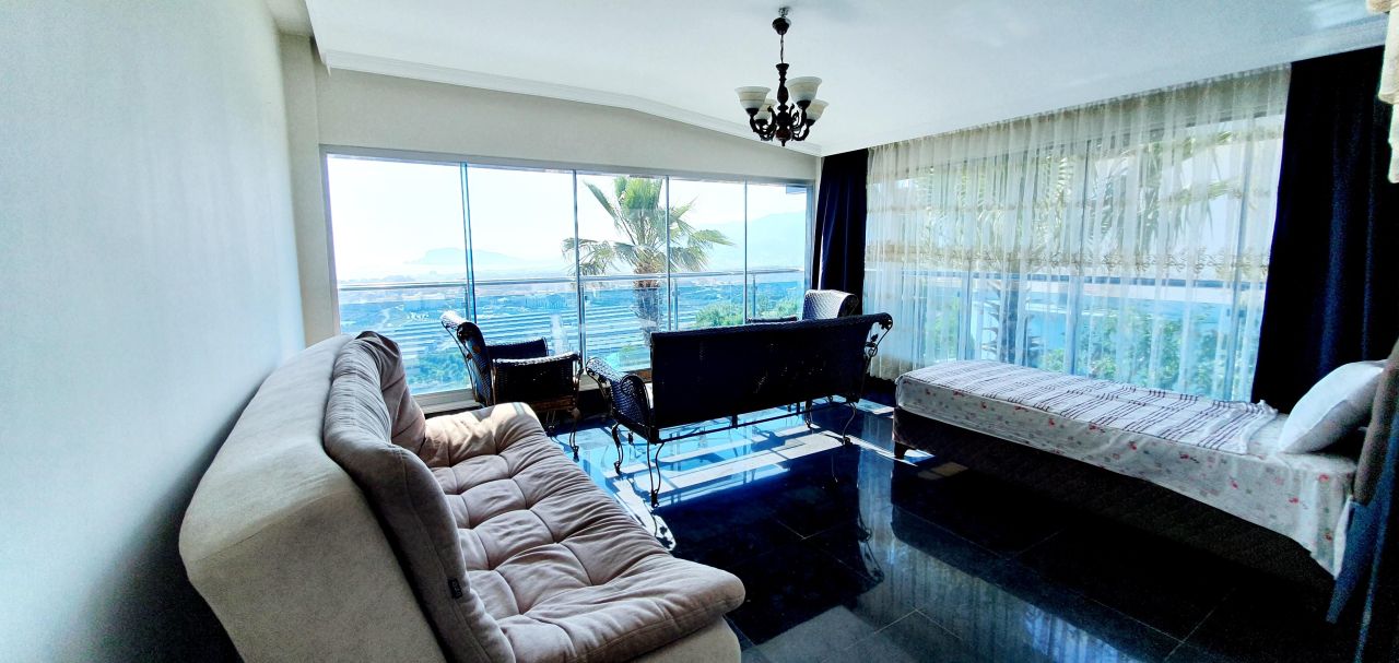 Вилла в Кестеле, Турция, 210 м² - фото 2